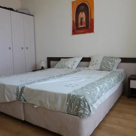 Livi Paradise Apartament *